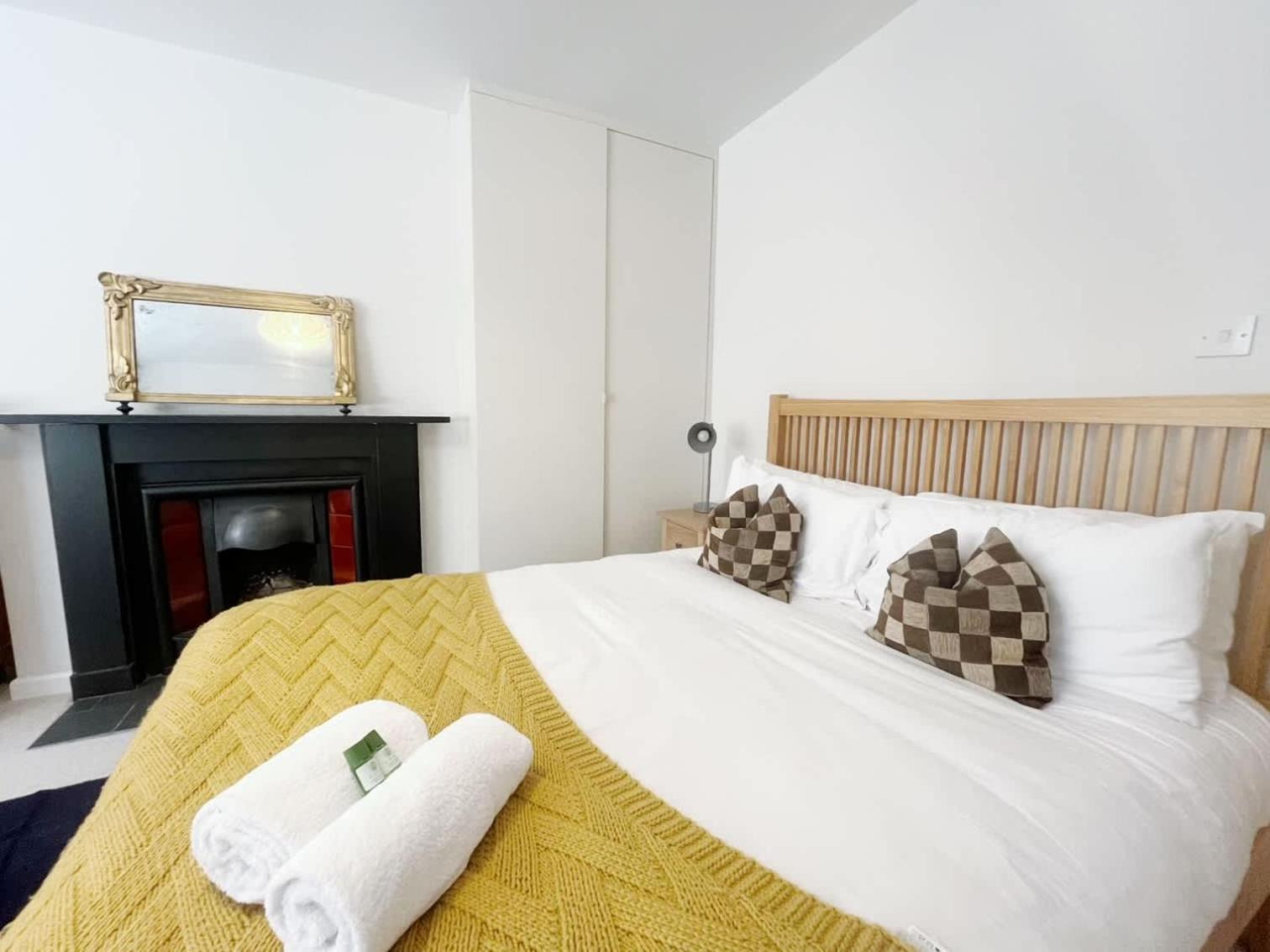 Unique & Homely Suite With Own Access Bristol Kültér fotó